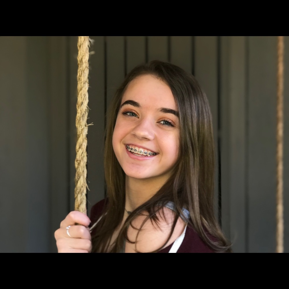 Meet your Posher, Chloe